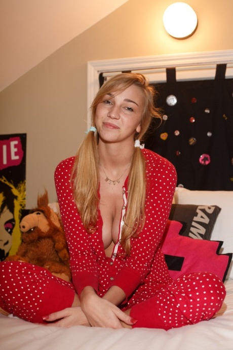 Kendra Sunderland doskonała aktorka galerie