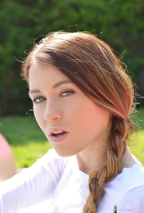 Misha Cross aktorka seksualna obraz