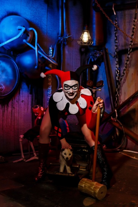 Harley Quinn modelowy seks kino